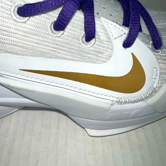 Nike Kobe Air Zoom Freak sneakers - Picture 7 of 9